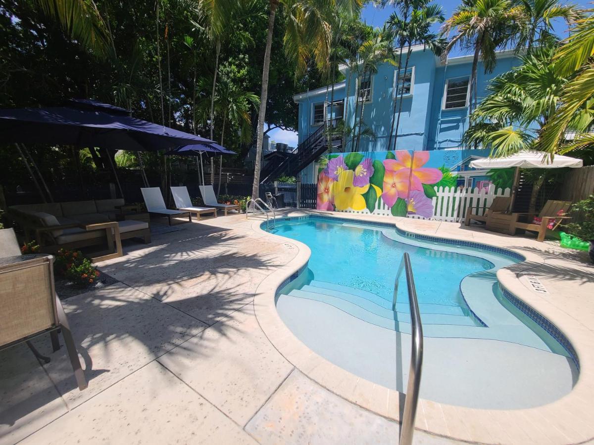 Duval Street Suite With Pool Key West Exteriör bild